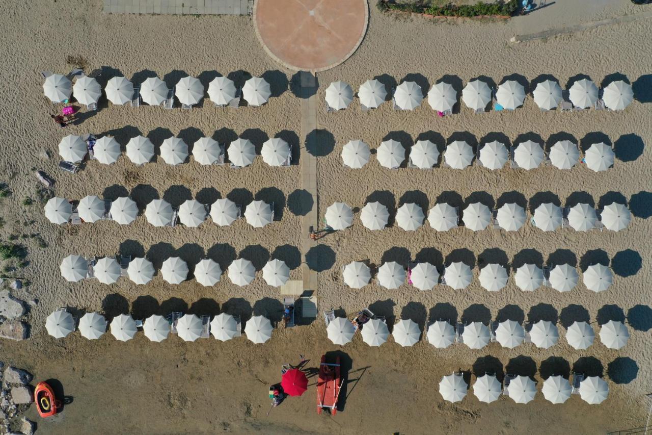 Hotel Strand Marina Di Montenero Eksteriør billede