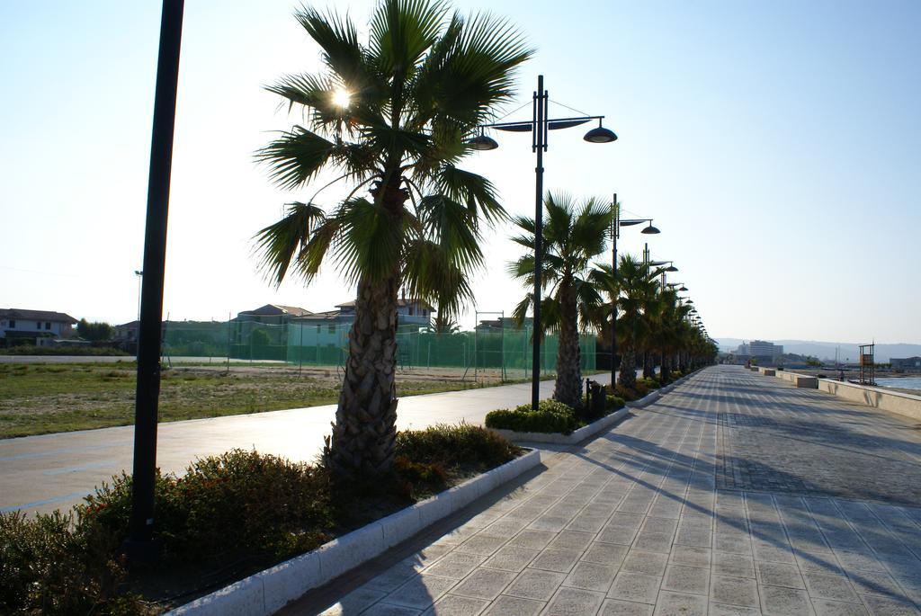 Hotel Strand Marina Di Montenero Eksteriør billede